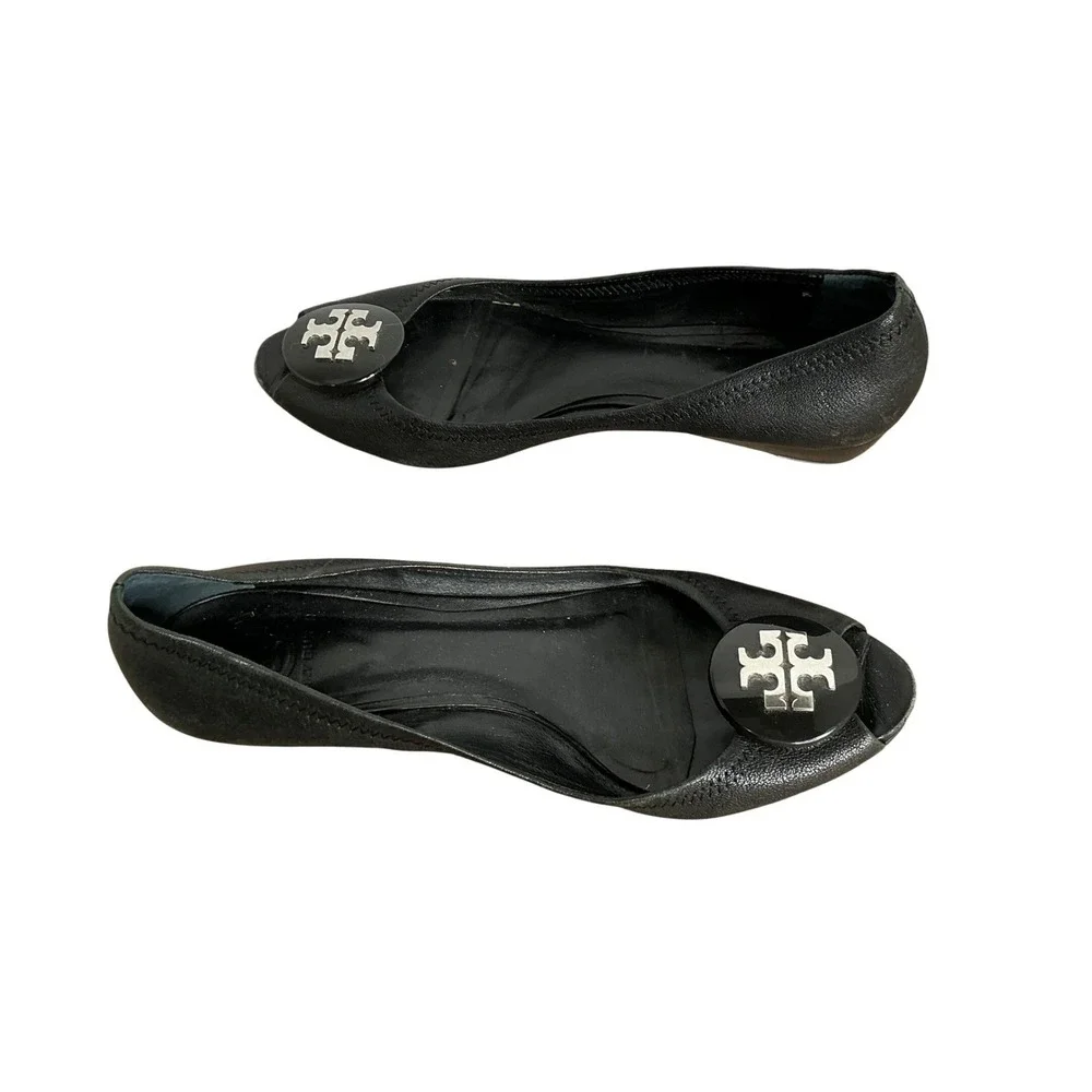 Tory Burch Reva Black Leather Peep Toe‎ Wedge Heels Silver Logo Medallion Pumps